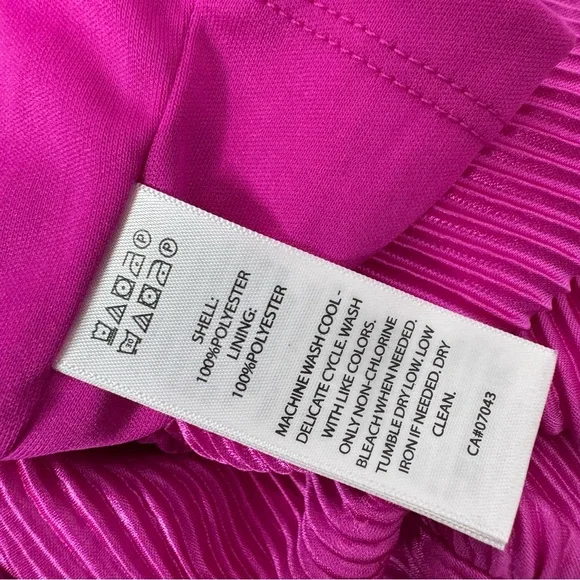 Sincerely Jules High Neck Pleated Dress Womens Size L Fuchsia Pink mini sexy y2k - Picture 10 of 10